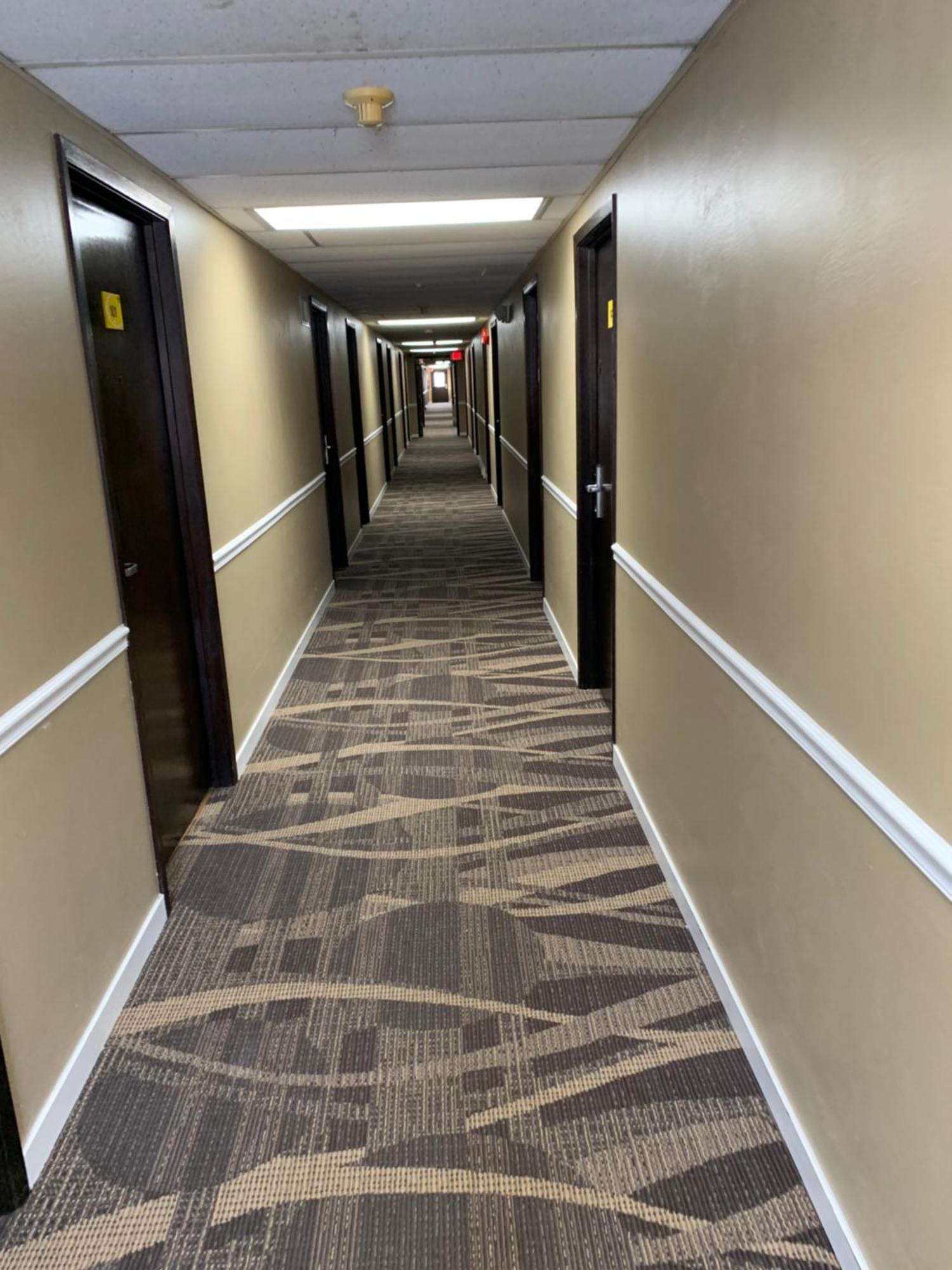 Hotel Super 8 By Wyndham Eau Claire Wi Exterior foto